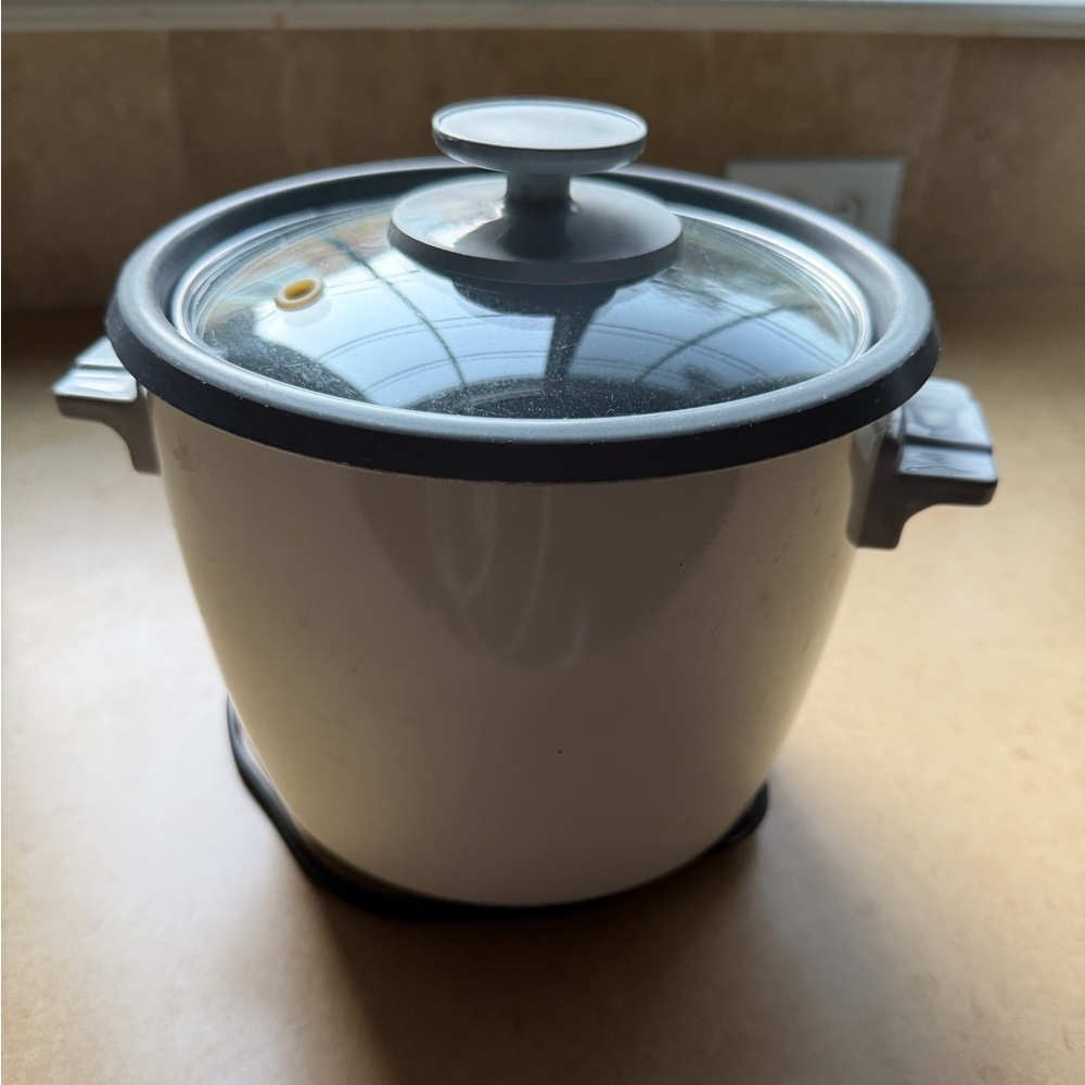 Zojirushi White Rice Cooker/Steamer - Picture 7 of 10